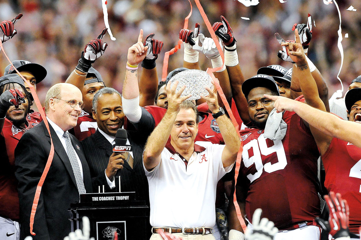 Crimson Reign: Alabama's 2011 Season and Return to the top of College Football