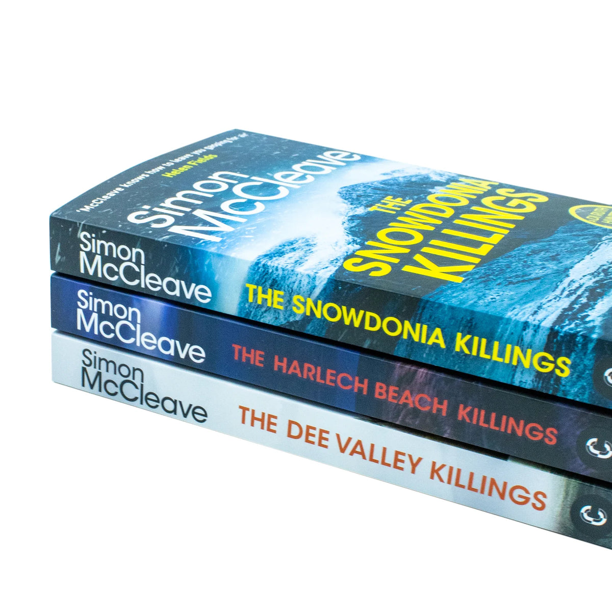 DI Ruth Hunter Crime Thrillers – Books 1–3: The Snowdonia Killings, The Harlech Beach Killings & The Dee Valley Killings - By Simon McCleave - Paperback
