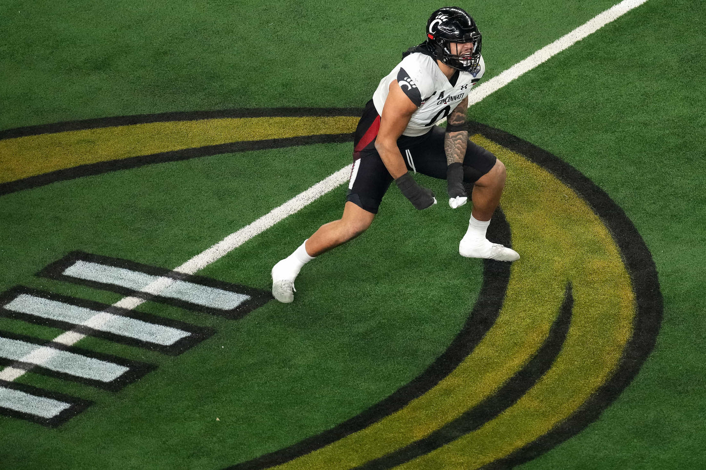 Breaking Down Barriers: How the Cincinnati Bearcats Crashed the College Football Playoff Party