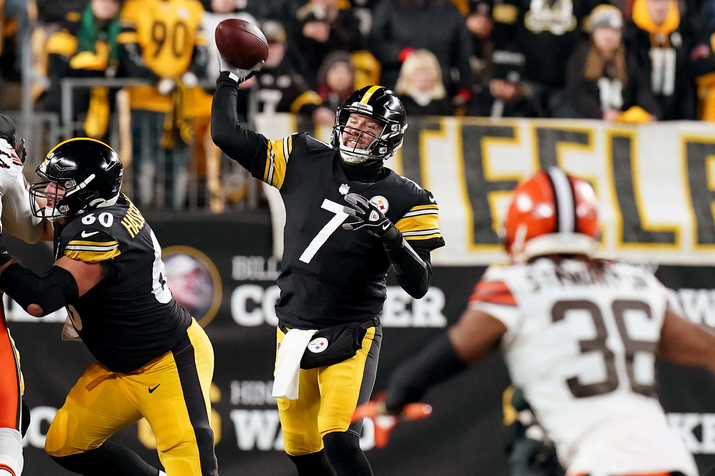 Quarterback of Steel: Ben Roethlisberger’s Remarkable 18-Year Career in Pittsburgh