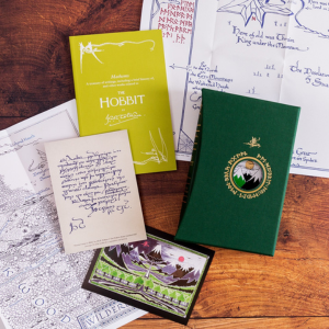 The Hobbit Deluxe Illustrated by the Author: Special Collector's Edition - Tolkien Illustrated Editions