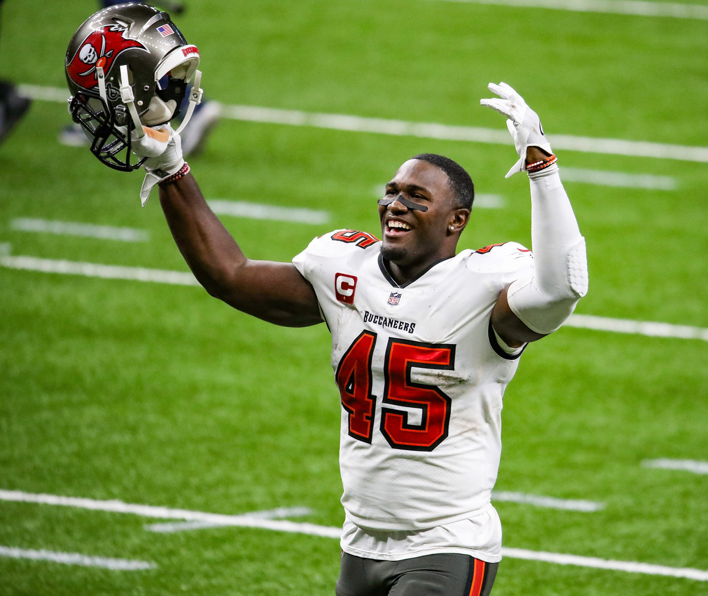 Storybook Season: Tampa Bay Buccaneers: 2020 Champions
