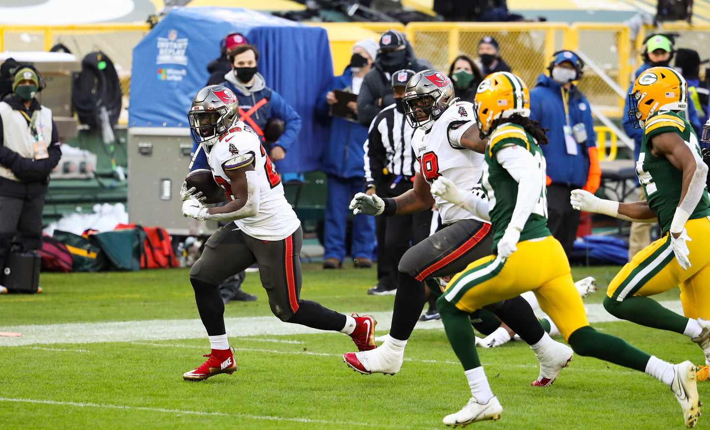 Storybook Season: Tampa Bay Buccaneers: 2020 Champions