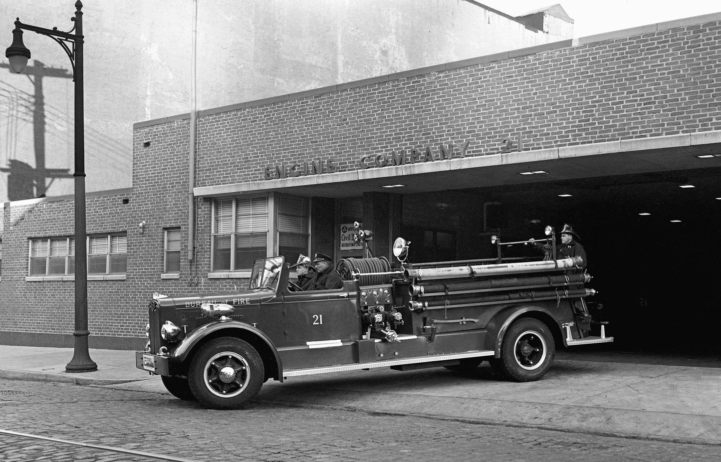 From Horses to Horsepower: A History of Philadelphia's Fire Apparatus 1871 to 2017