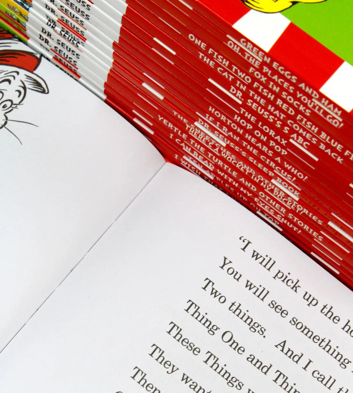 A Classic Case of Dr Seuss - 20 Book Set - Gift Box Collection Pack