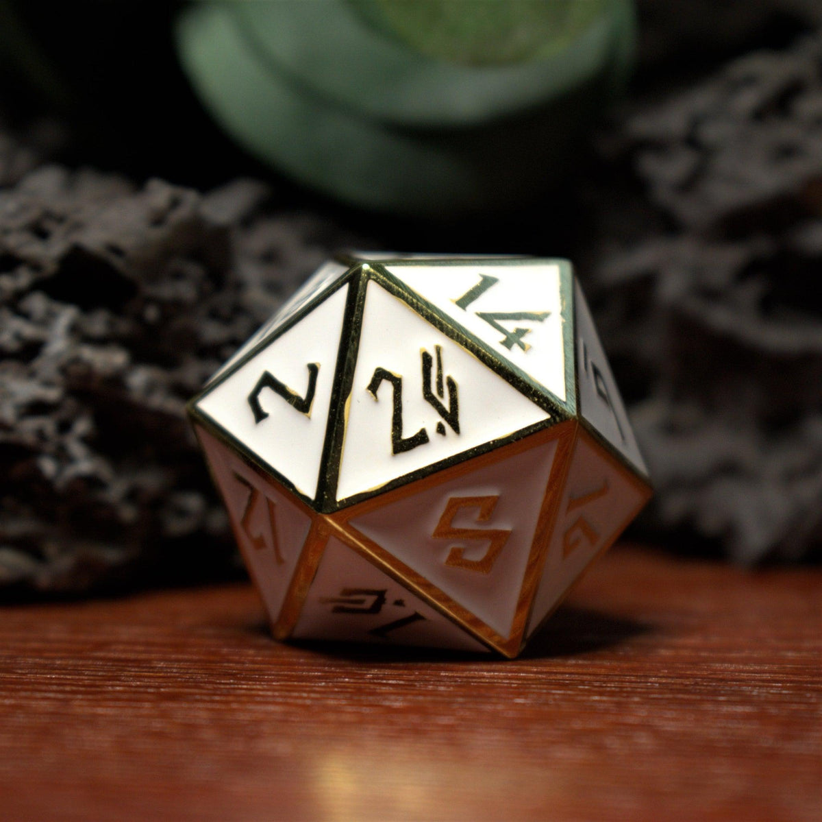 Pre-Order || White and Gold Metal 35mm D20