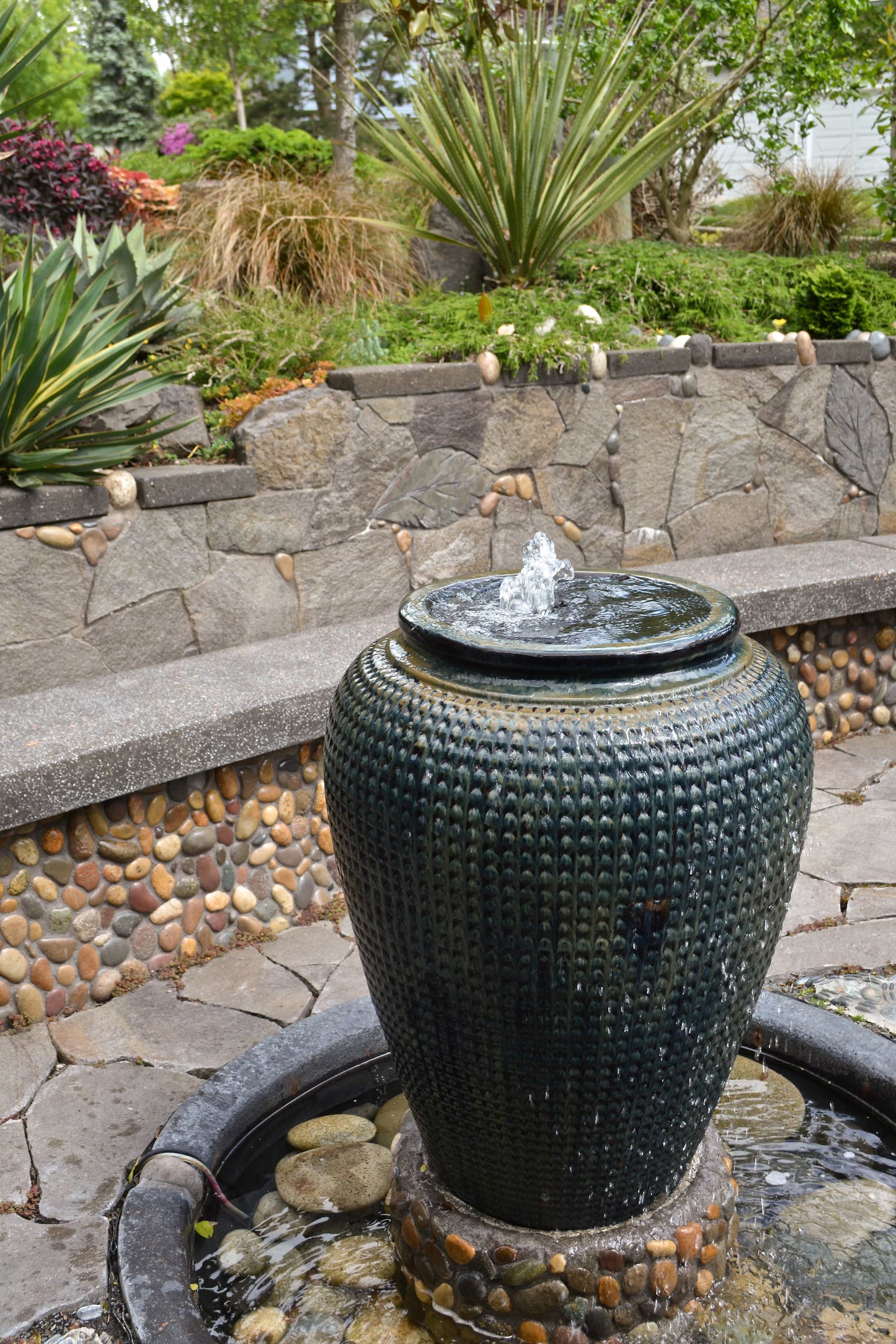 Peace, Love and Gardening: Understanding Pacific Northwest Gardens and Do-It-Yourself Projects to Beautify Them – From the Best of the Pecks' Columns