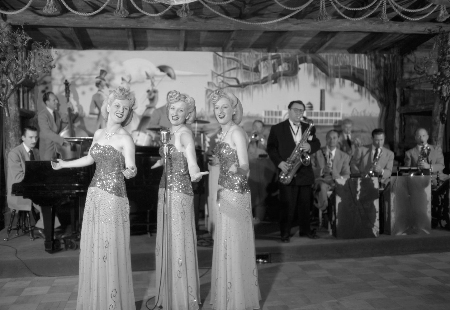 Las Vegas and Clark County Memories: A Photographic History of the 1940s – 1960s
