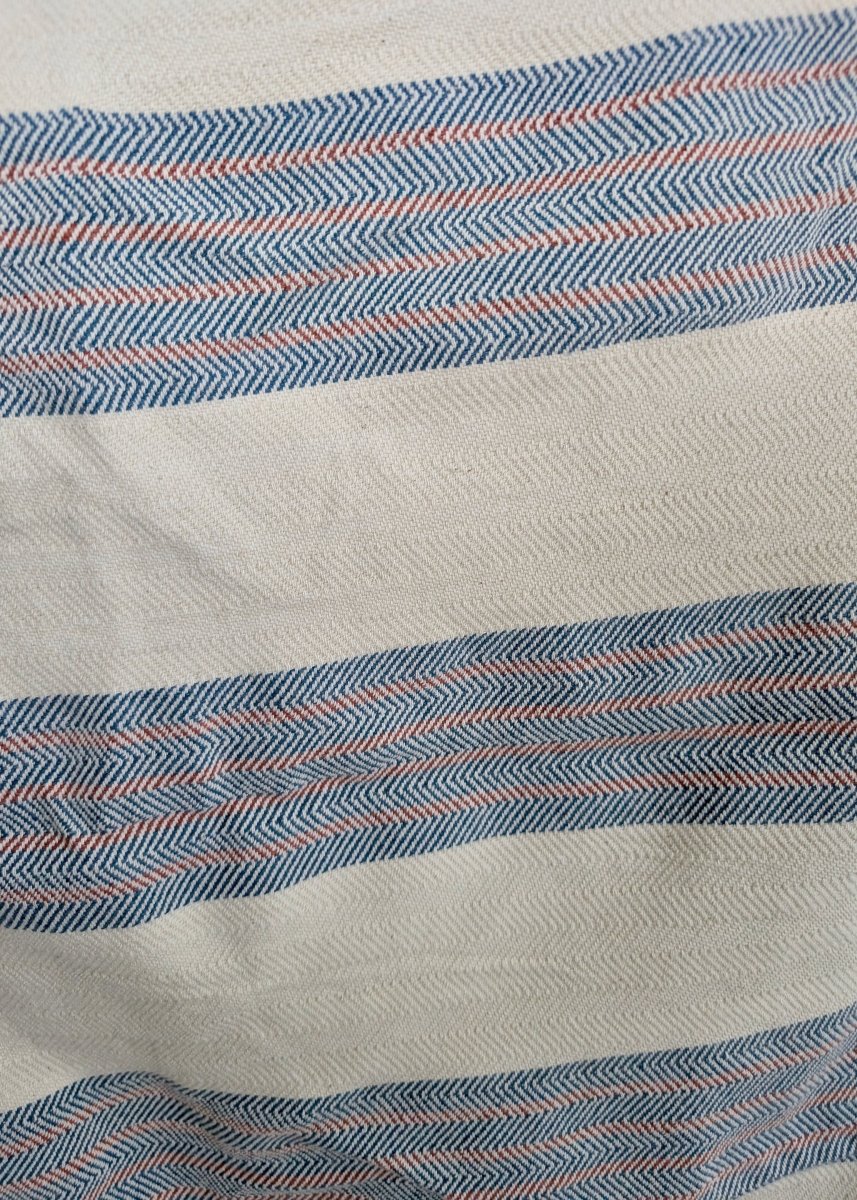 Voyager Turkish Cotton Towel - Durable, Stylish, and Perfect for Beach, Pool, or Travel