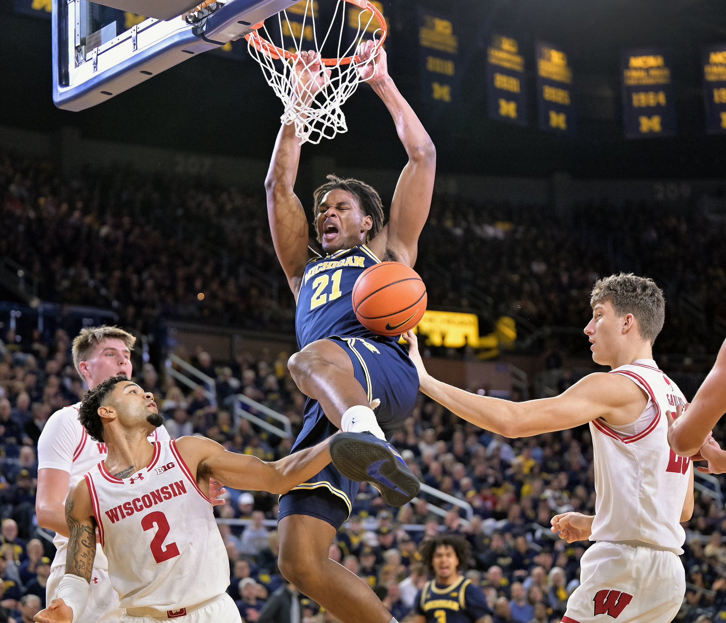 MAIZE THE ROOF: How the Michigan Wolverines Dominated College Basketball (Pediment)  - PREORDER ships 06/05/2026