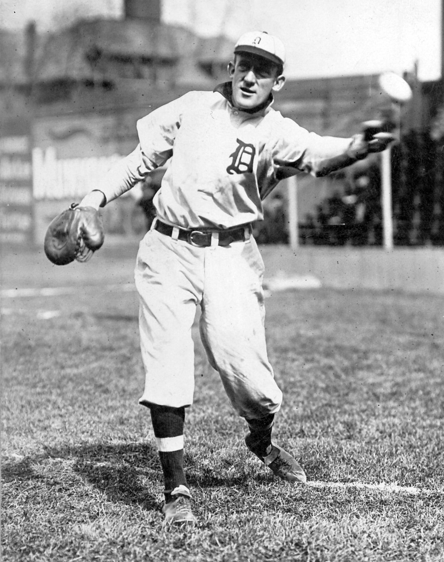 Roar of 125: The Epic History of the Detroit Tigers - BACKORDER ships 01/30/2026