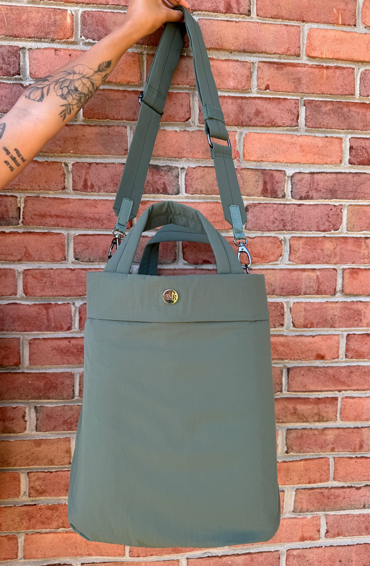 Iris' Favorite Tote Bag (#5003) Large Zippered Canvas Tote Bag - By Iris & Rainbow