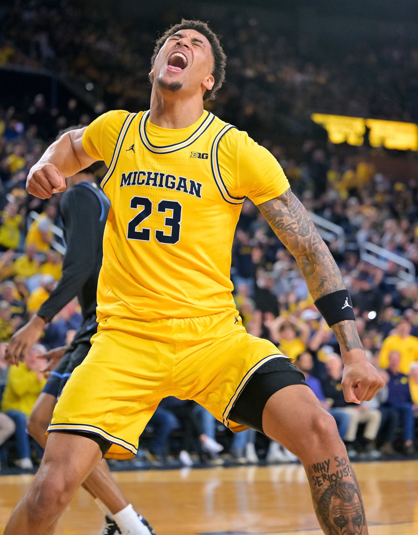 MAIZE THE ROOF: How the Michigan Wolverines Dominated College Basketball (Pediment)  - PREORDER ships 06/05/2026
