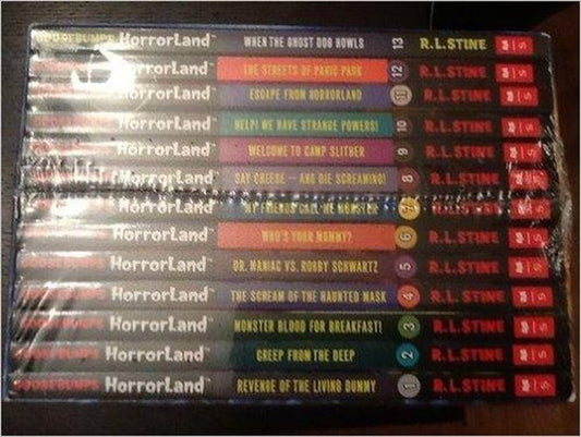 Goosebumps HorrorLand Boxed Set - Thirteen Tales of Terror! [Paperback] [Jan 01,