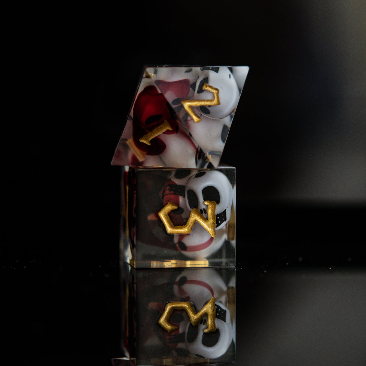 PRE-ORDER || Bloody Corpse Sharp-Edged Resin Dice Set