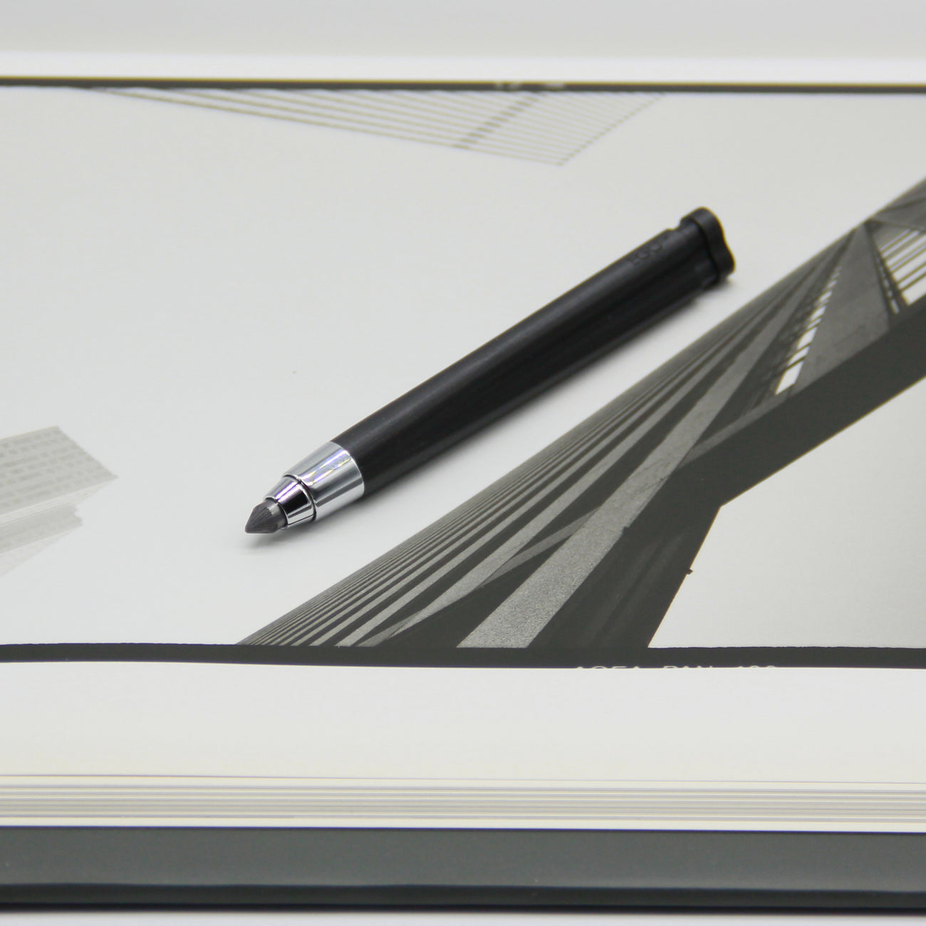 EGOUNDESIGN - CENTO3 - Multifunction Art Pencil (5.5mm lead holder)