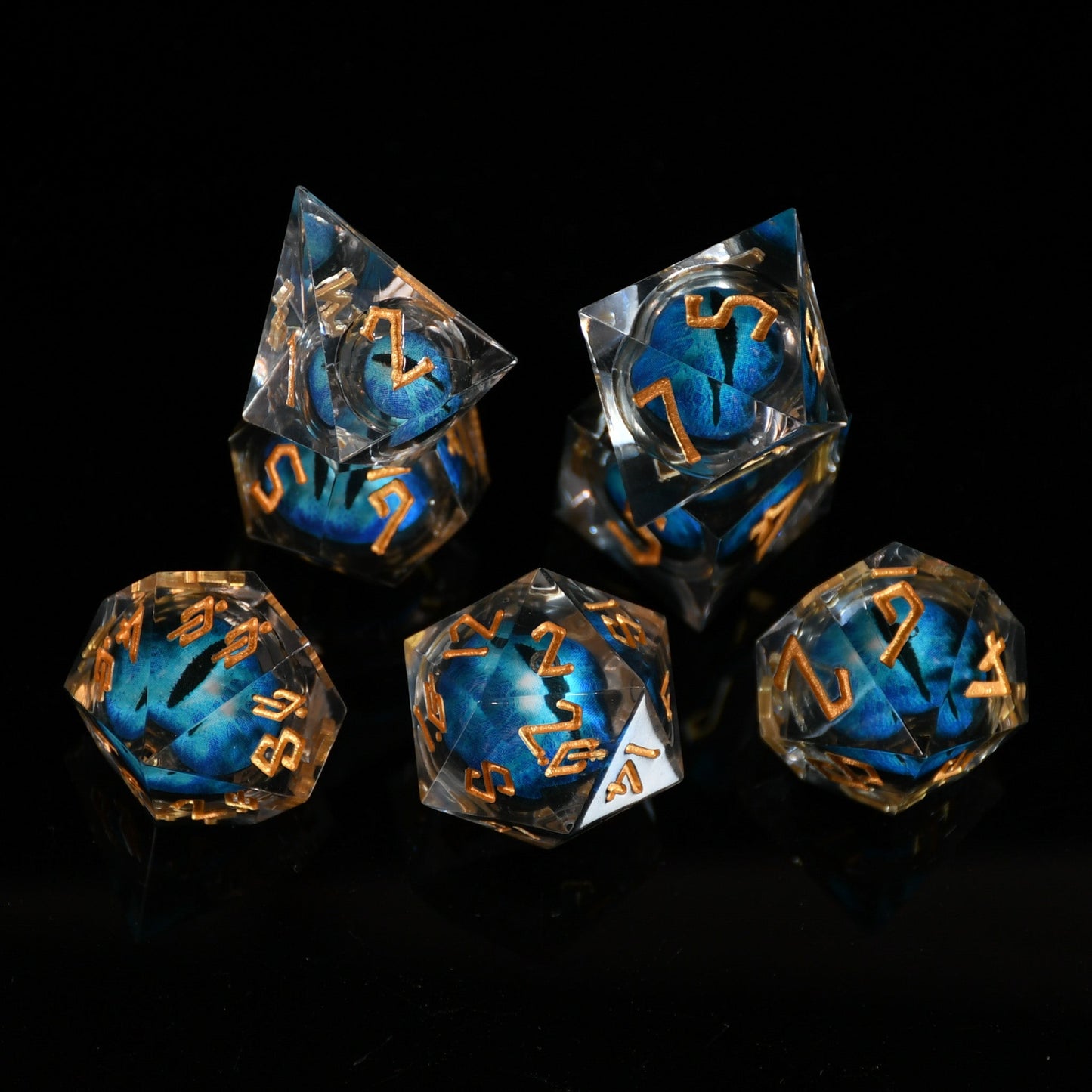 Pre-Order || Legacy of Blue Eyes Liquid Core Dice Set