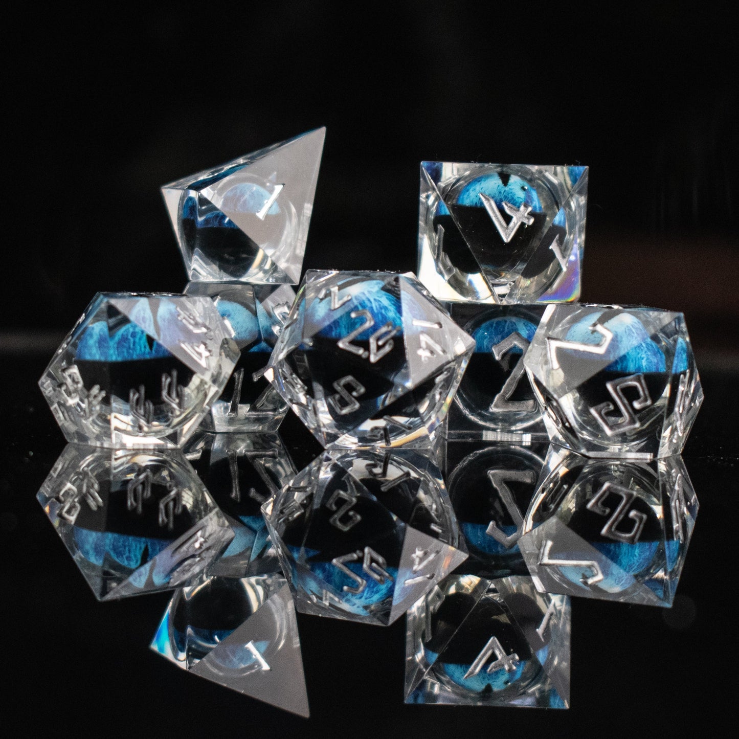 Pre-Order || Legacy of Blue Eyes Liquid Core Dice Set - Silver