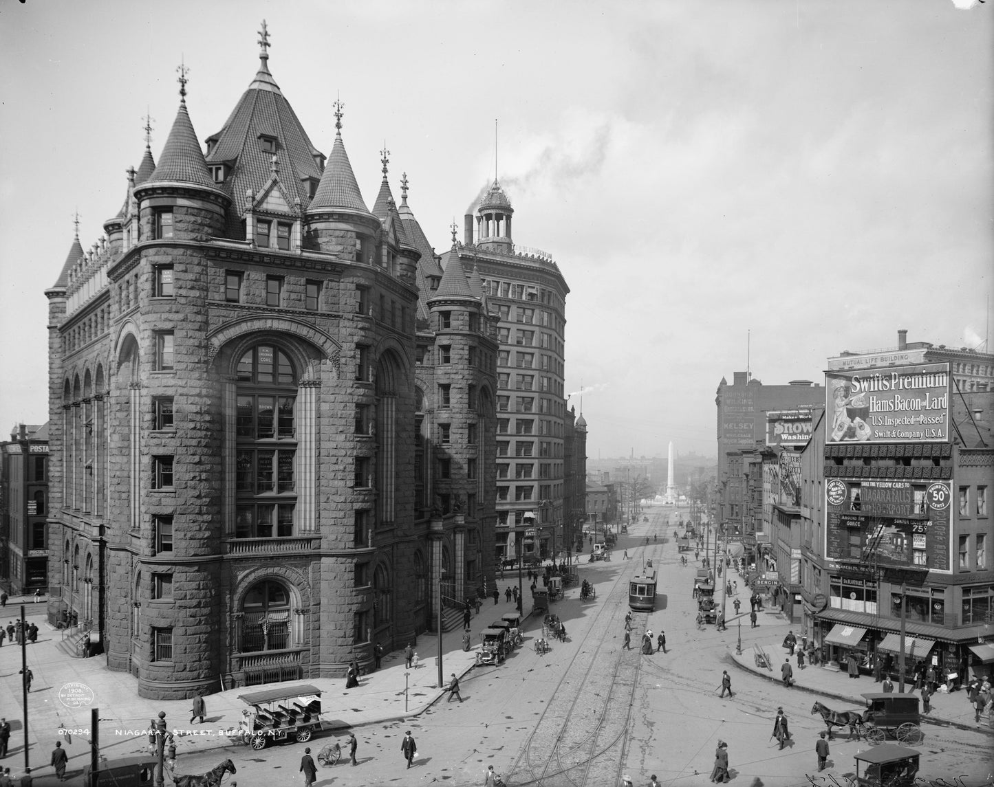 Vintage Photo Puzzle: Niagara Street, Buffalo, 1908: 500 Pieces