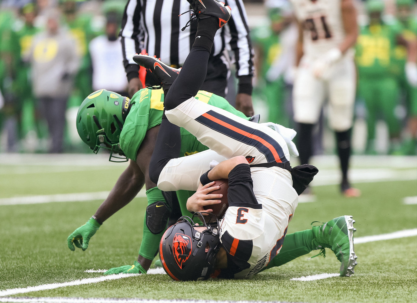 Flying High: The University of Oregon's Remarkable 2019 Football Season