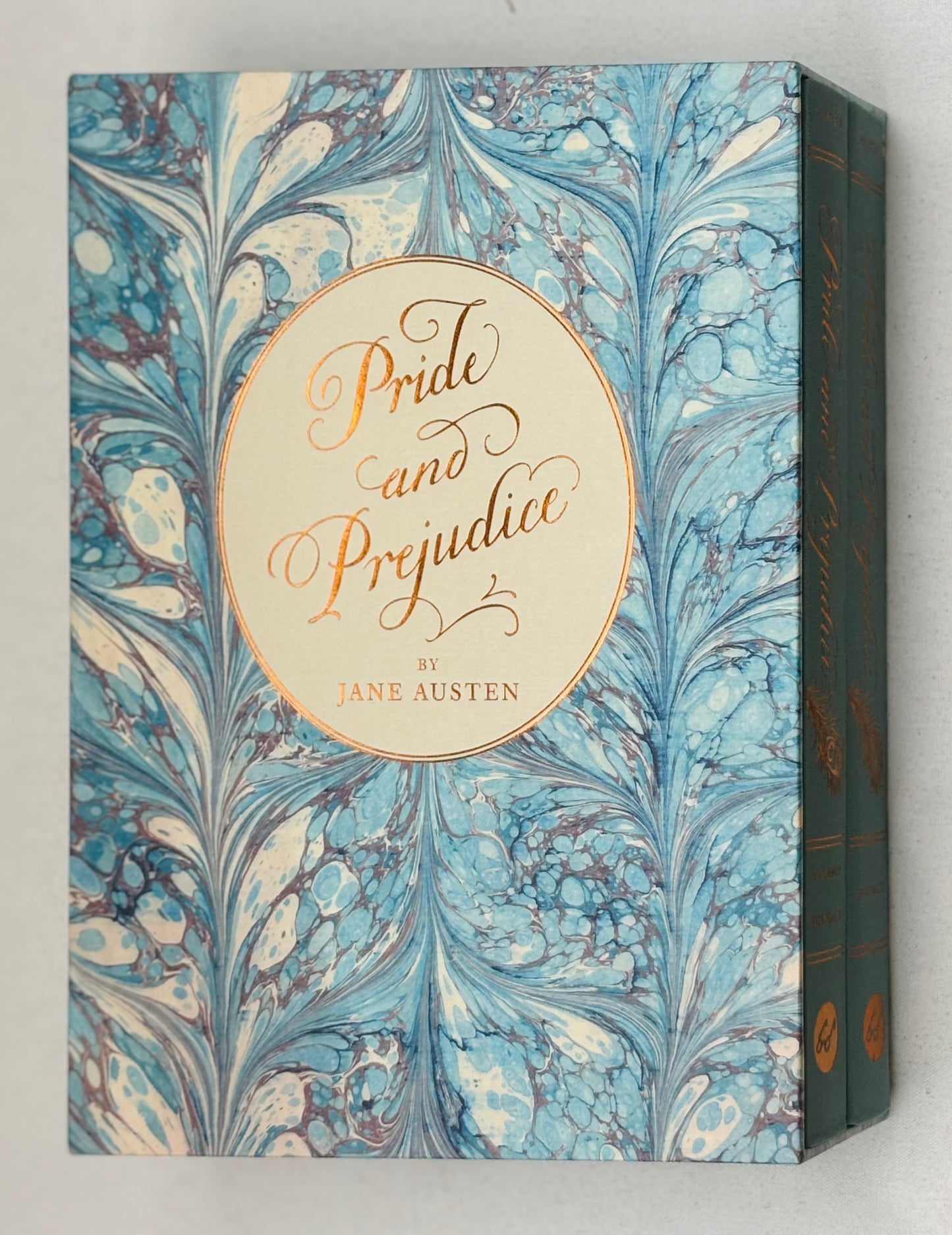 Pride and Prejudice Collector's Edition: The Complete Novel, Featuring the Characters' Letters and Papers, Written and Folded by Hand