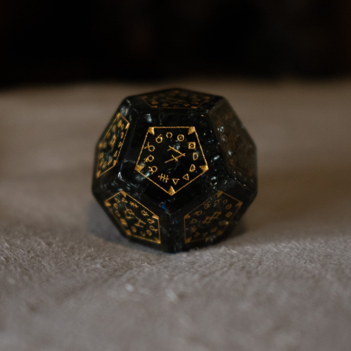 Pre-Order || Wendigo Shattered Glass Dice Set
