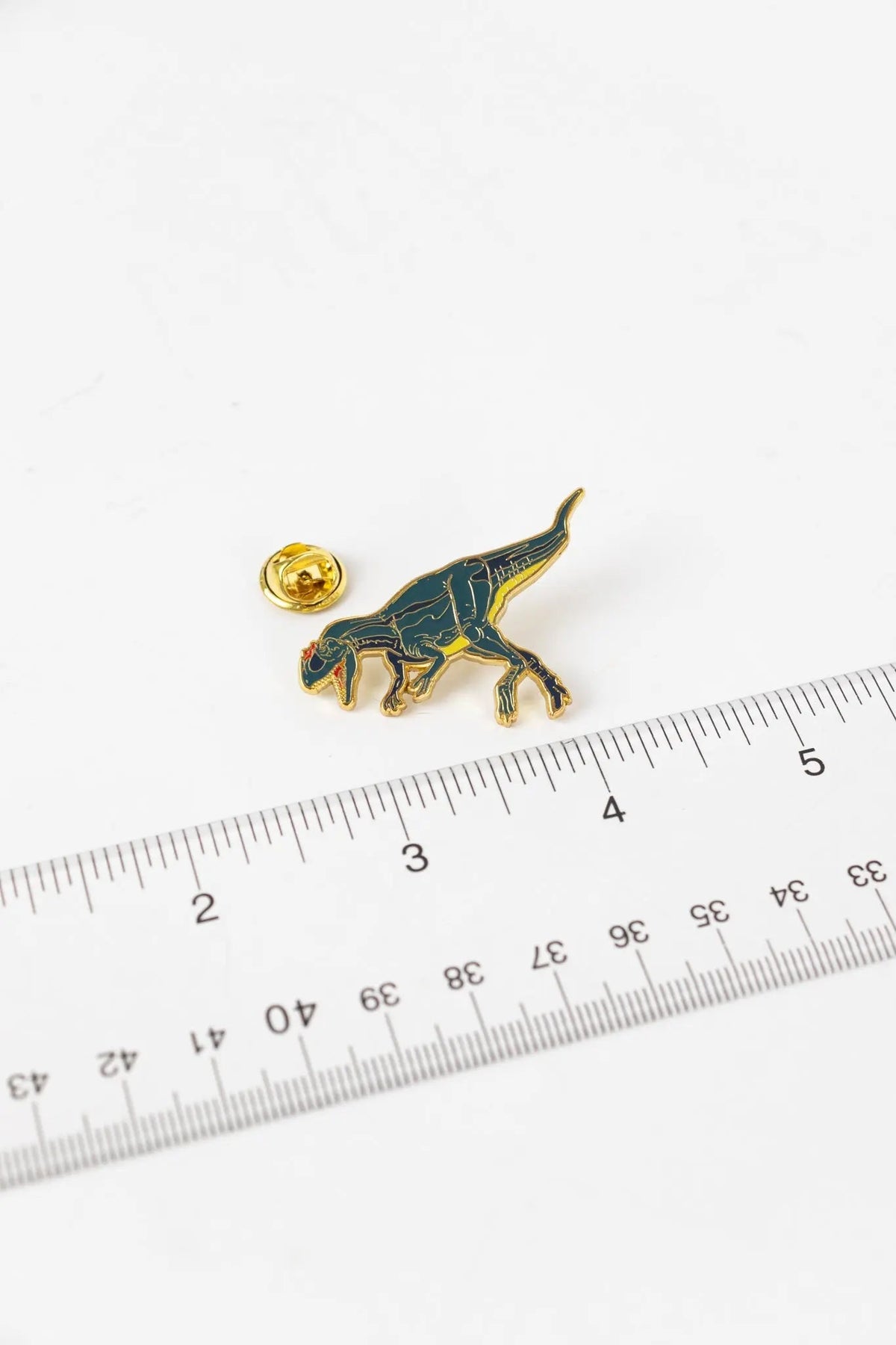Allosaurus Enamel Pin (Allosaurus fragilis)
