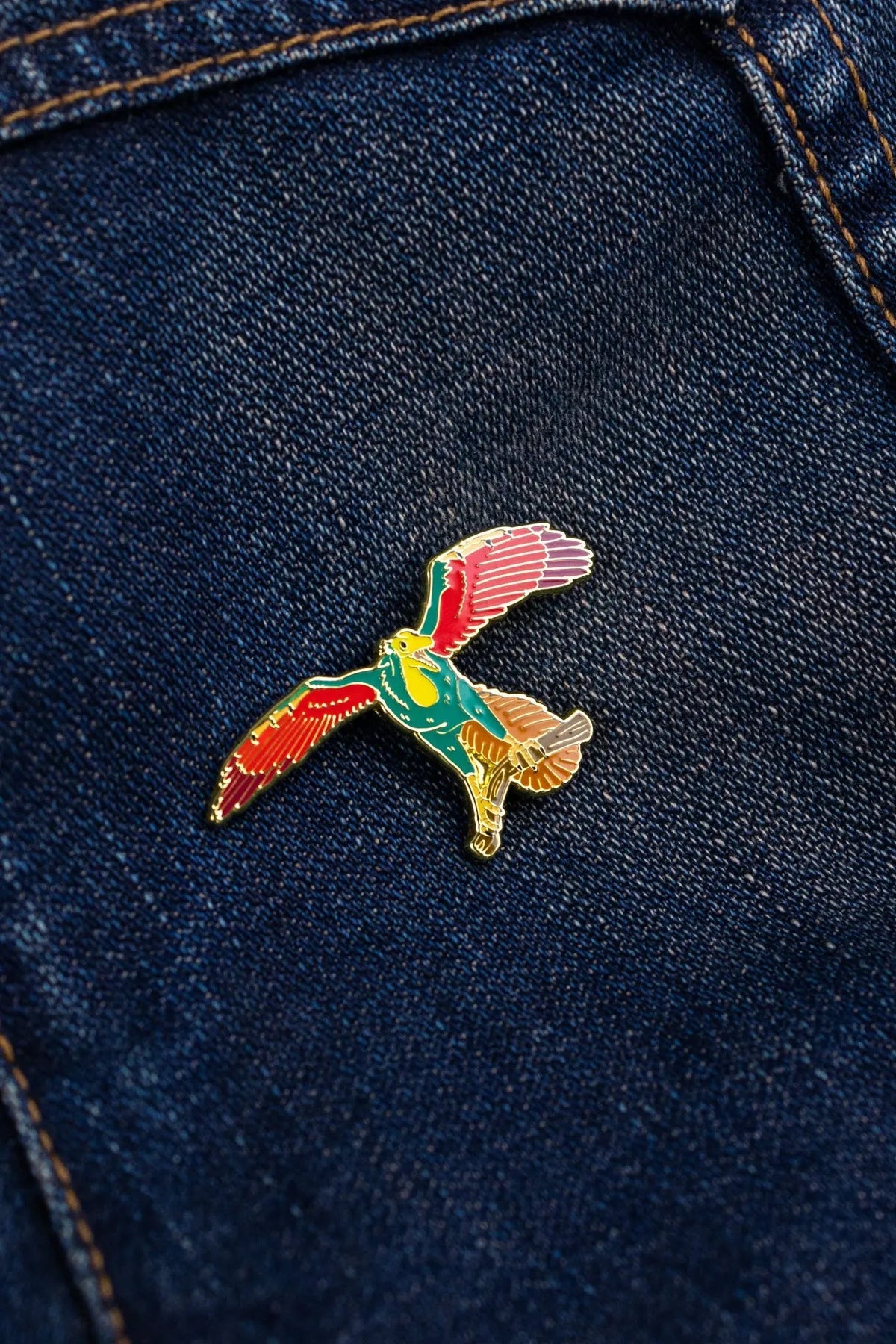 Archaeopteryx Enamel Pin (Archaeopteryx lithographica)