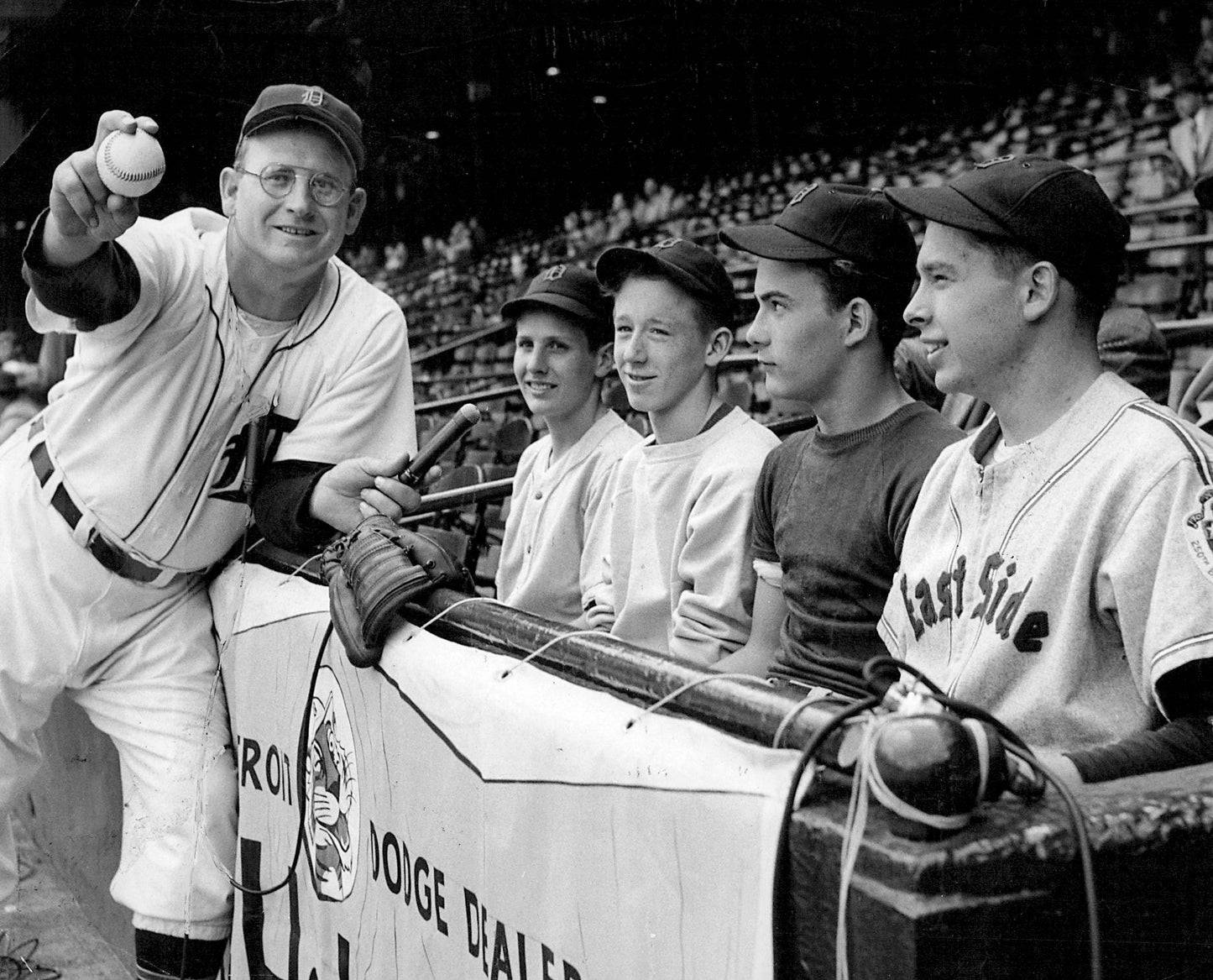 Roar of 125: The Epic History of the Detroit Tigers - BACKORDER ships 01/30/2026