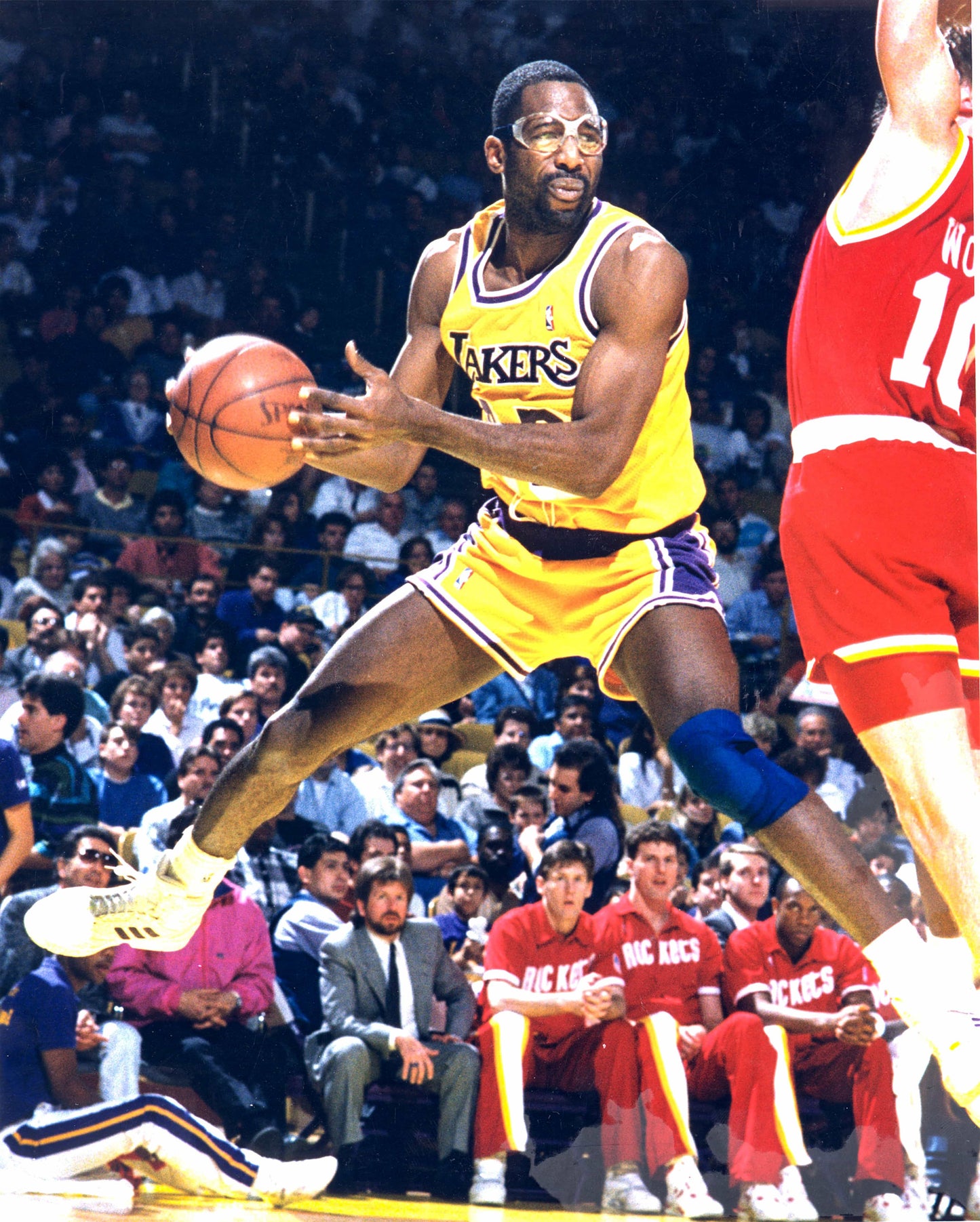 Legend of the Lakers: A Look Back at the Lakers’ 17 Championships Spanning 75 Years