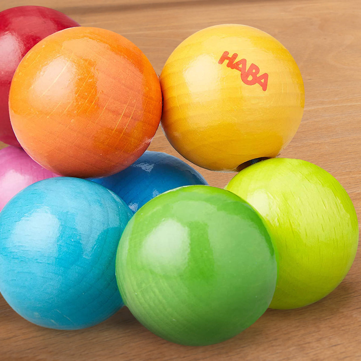 Magica Wooden Grasping and Teething Toy