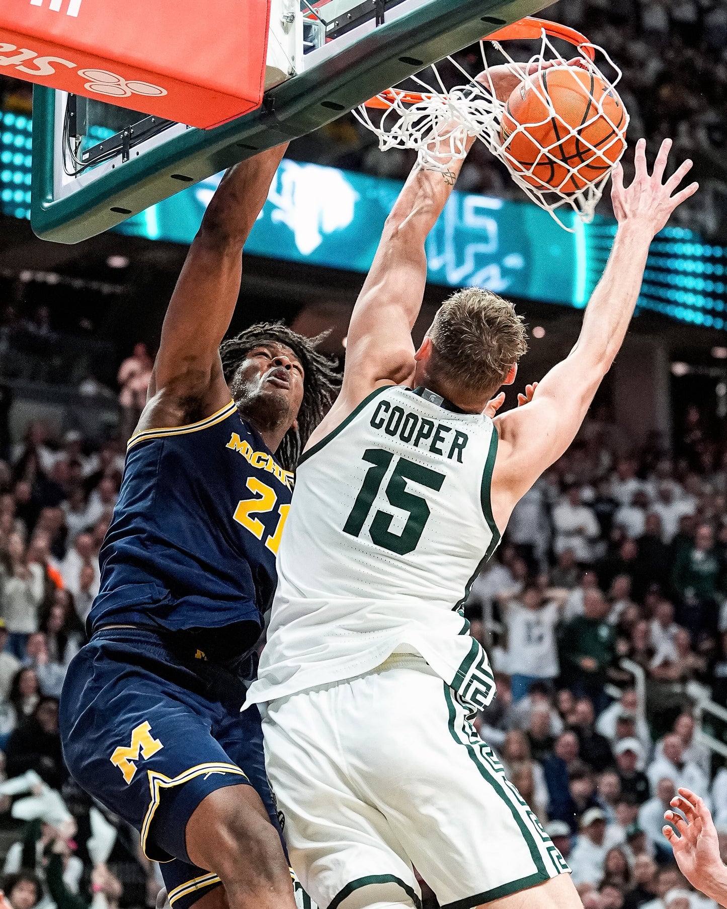 MAIZE THE ROOF: How the Michigan Wolverines Dominated College Basketball (Pediment)  - PREORDER ships 06/05/2026